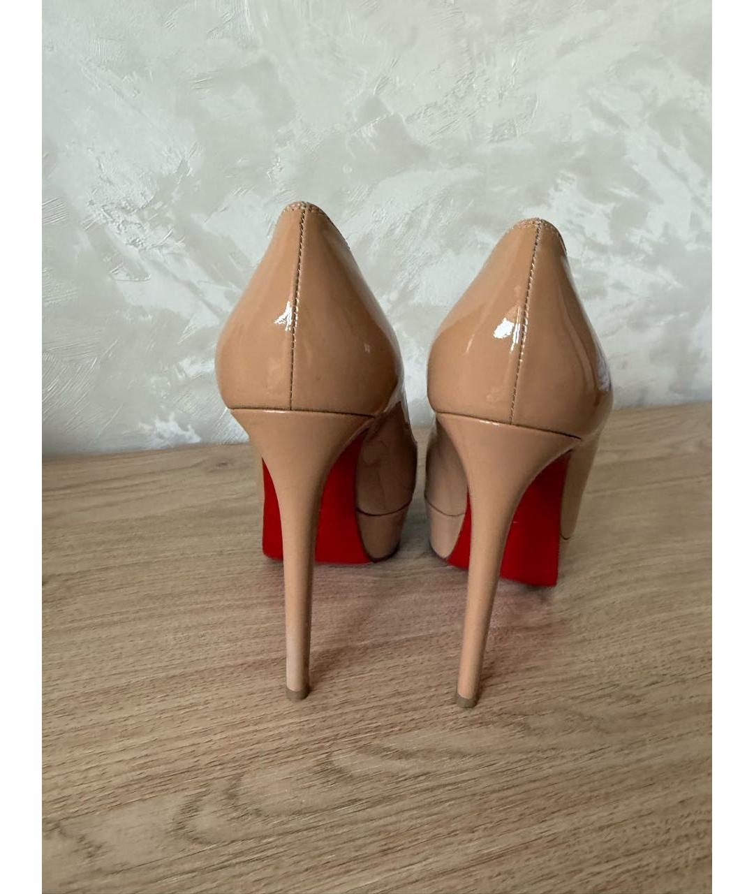 CHRISTIAN LOUBOUTIN Бежевые кожаные туфли, фото 8