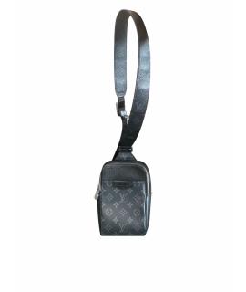 LOUIS VUITTON Сумка на плечо