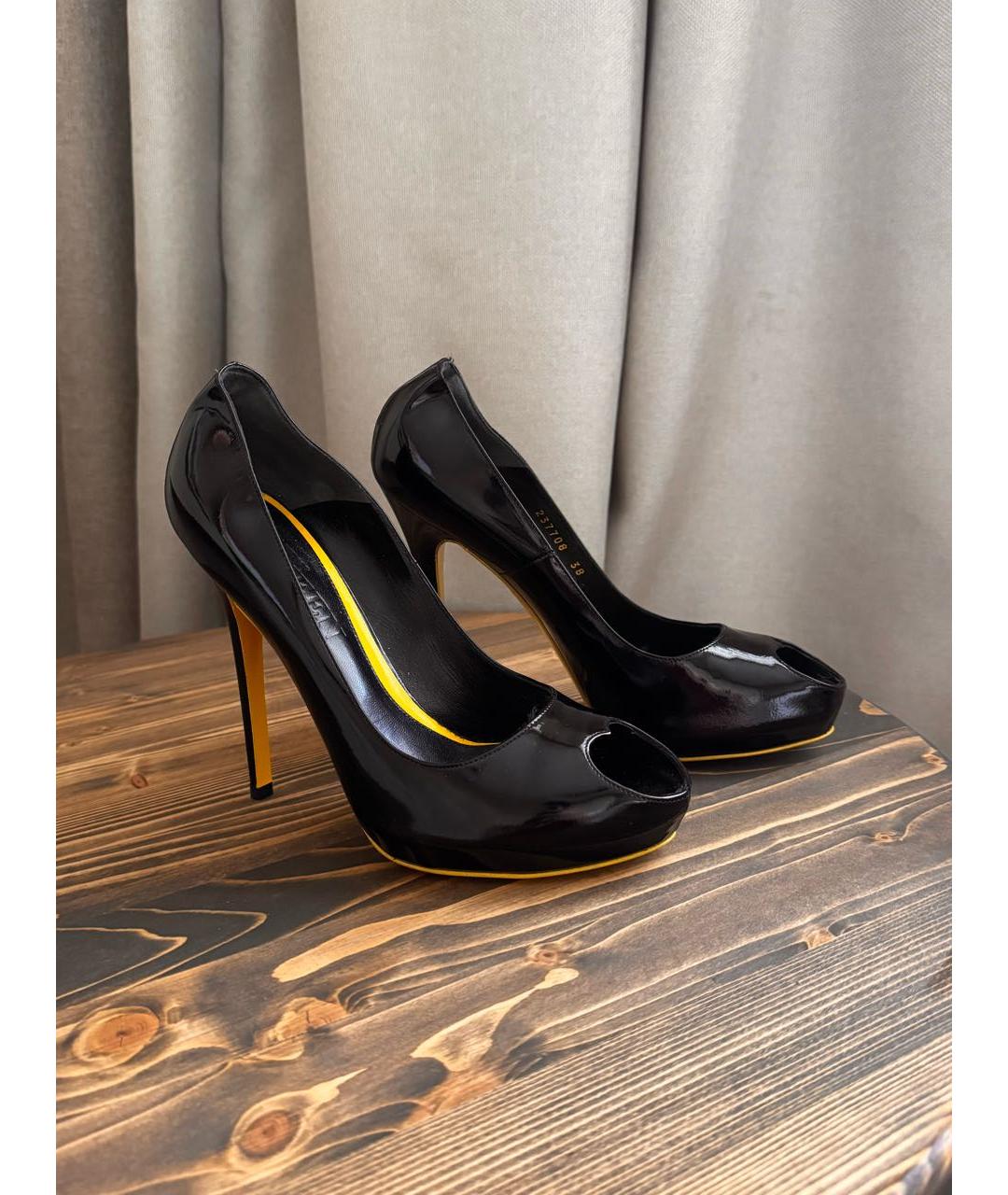 ALEXANDER MCQUEEN Черные туфли из лакированной кожи, фото 8