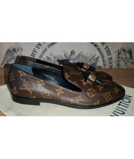 LOUIS VUITTON Лоферы
