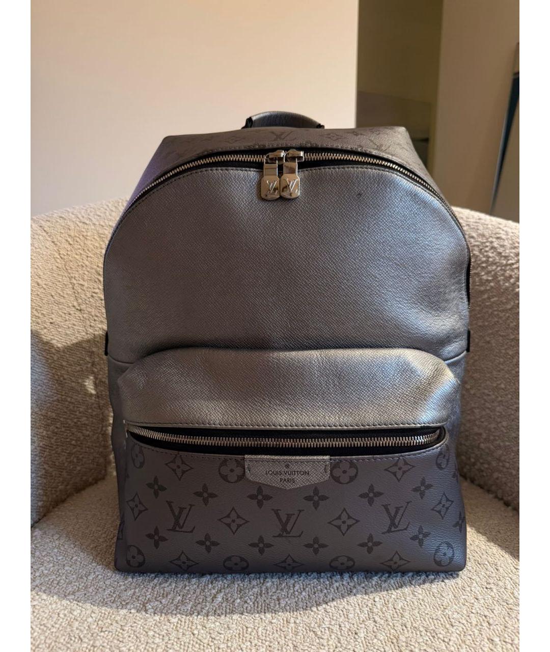 LOUIS VUITTON Серый кожаный рюкзак, фото 7