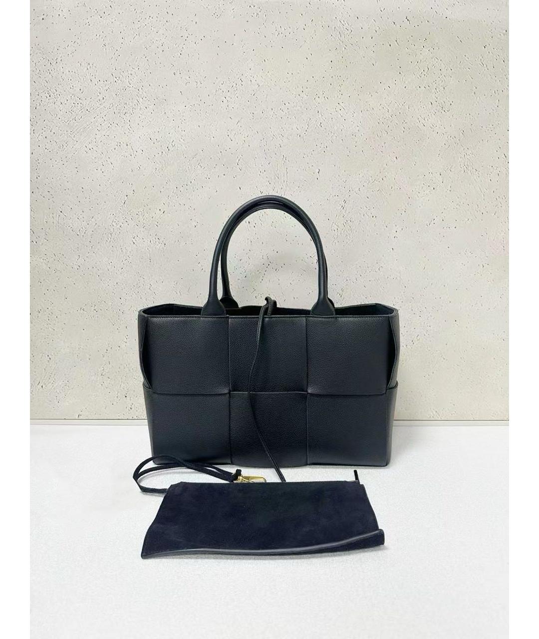 BOTTEGA VENETA Черная кожаная сумка тоут, фото 6