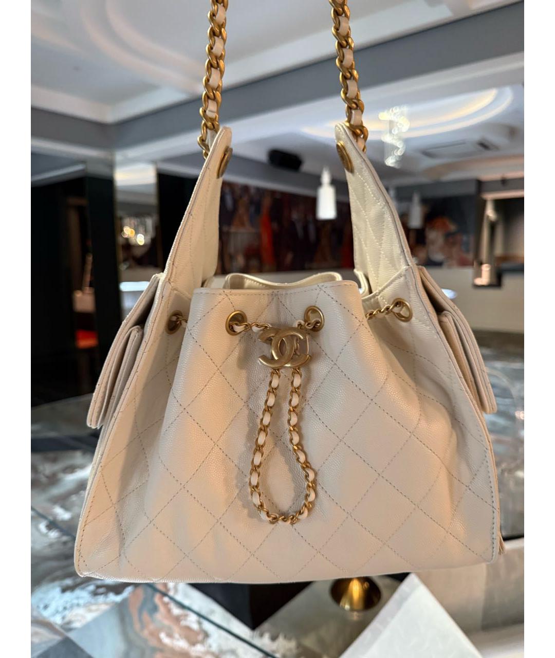 CHANEL Белая кожаная сумка тоут, фото 9