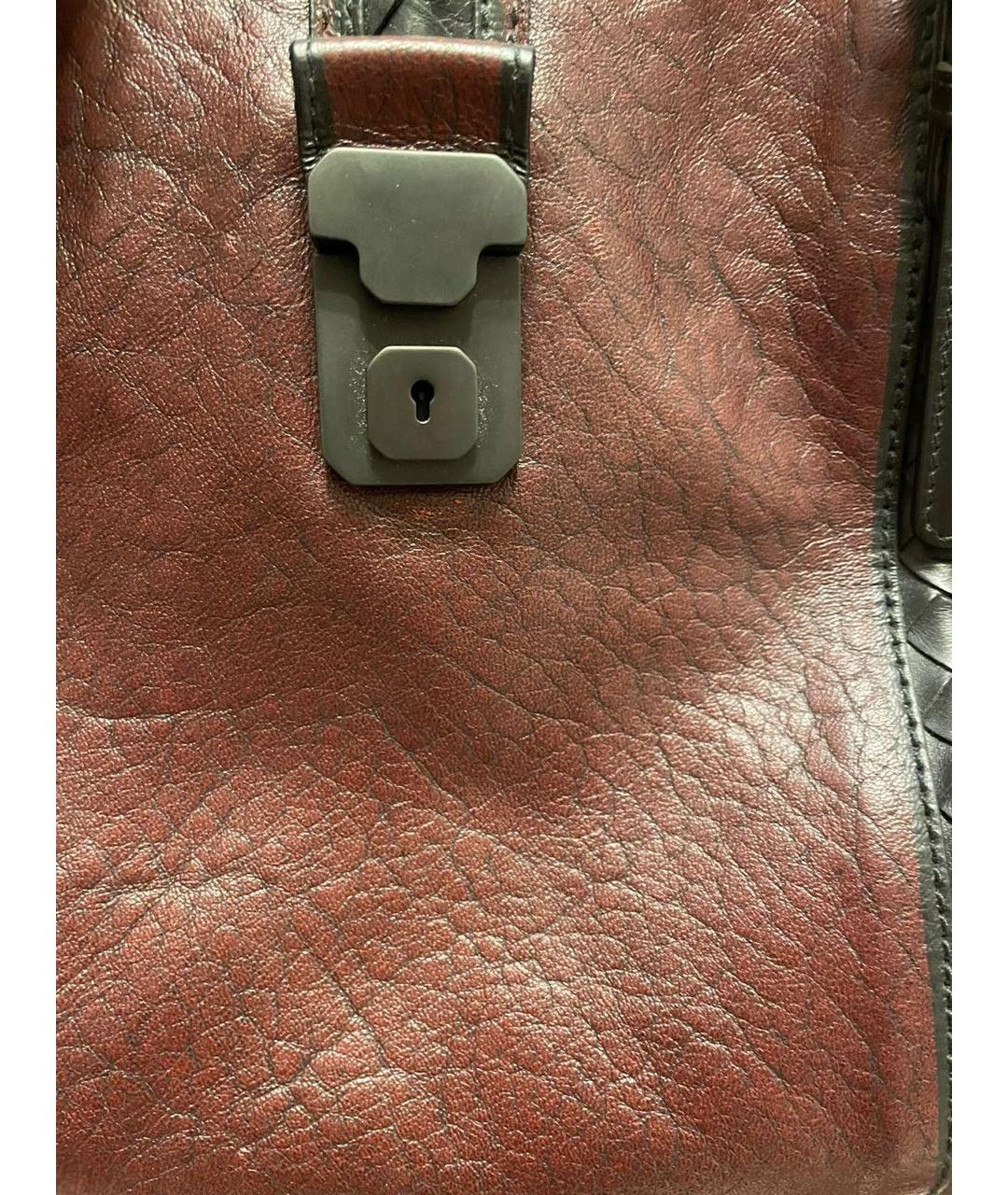 BOTTEGA VENETA Бордовая кожаная сумка тоут, фото 8