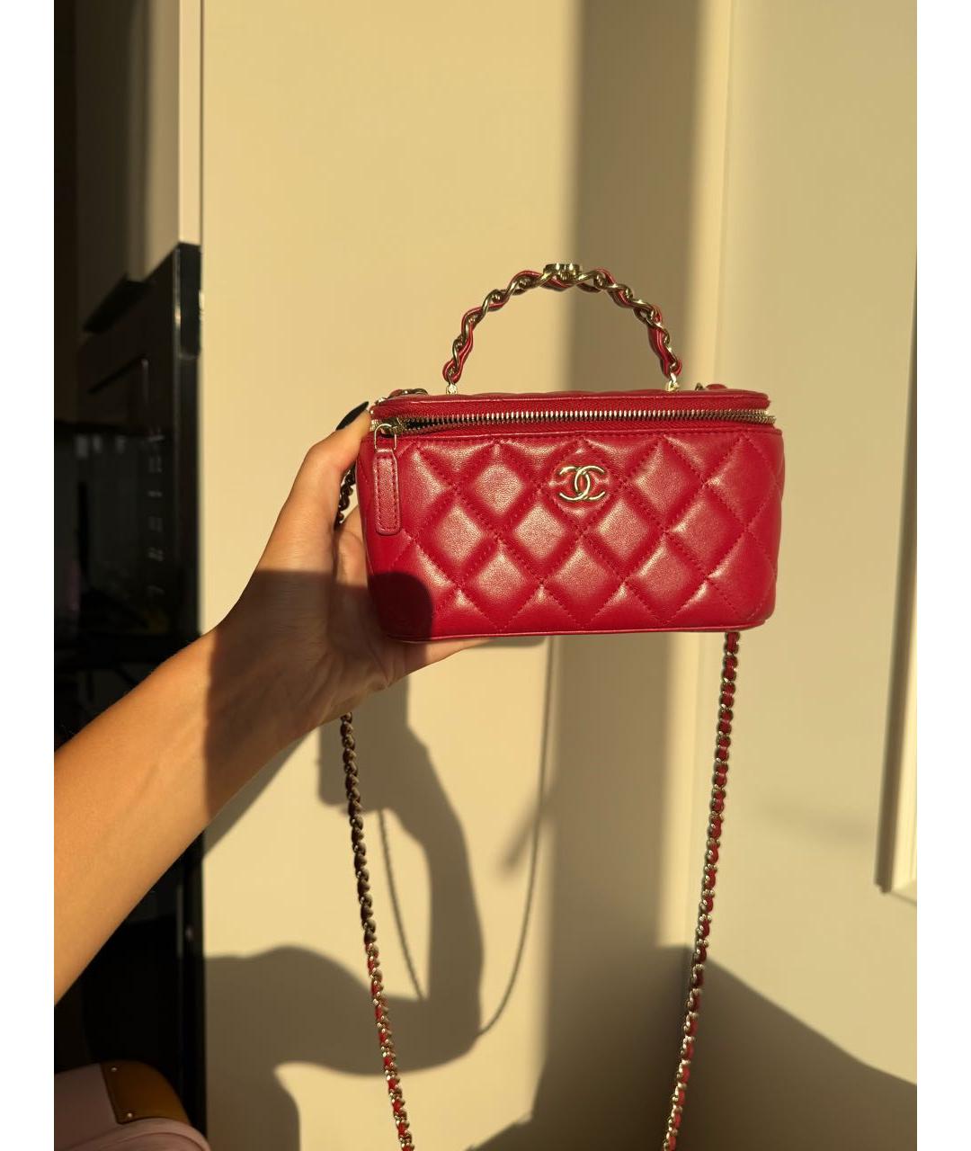 CHANEL Коралловая кожаная сумка с короткими ручками, фото 7
