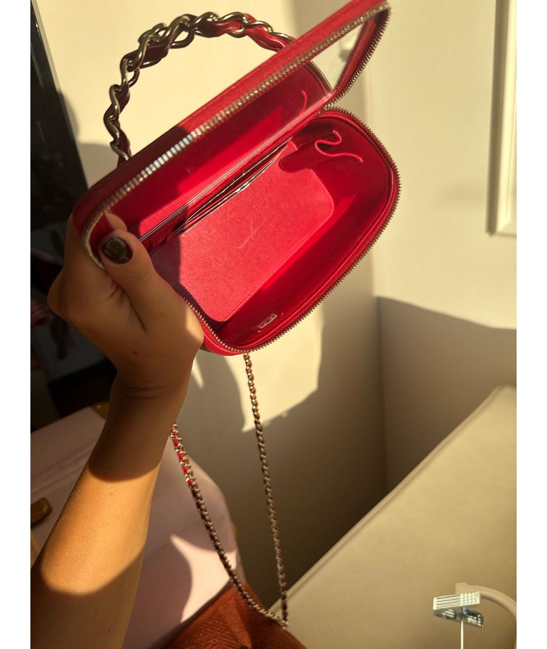 CHANEL Коралловая кожаная сумка с короткими ручками, фото 5
