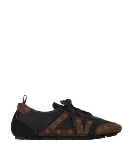 LOUIS VUITTON Кроссовки