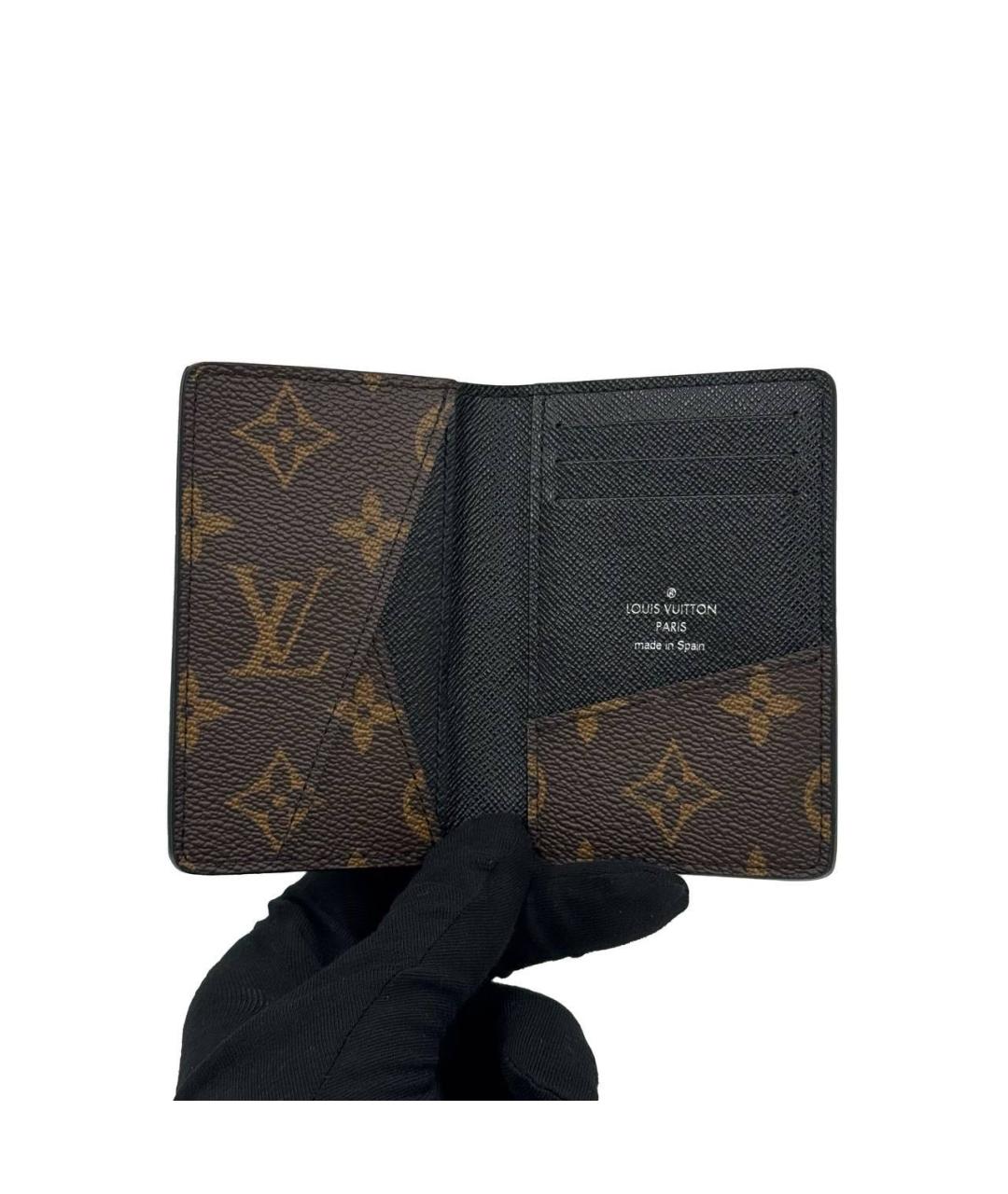 LOUIS VUITTON Коричневый кардхолдер, фото 2