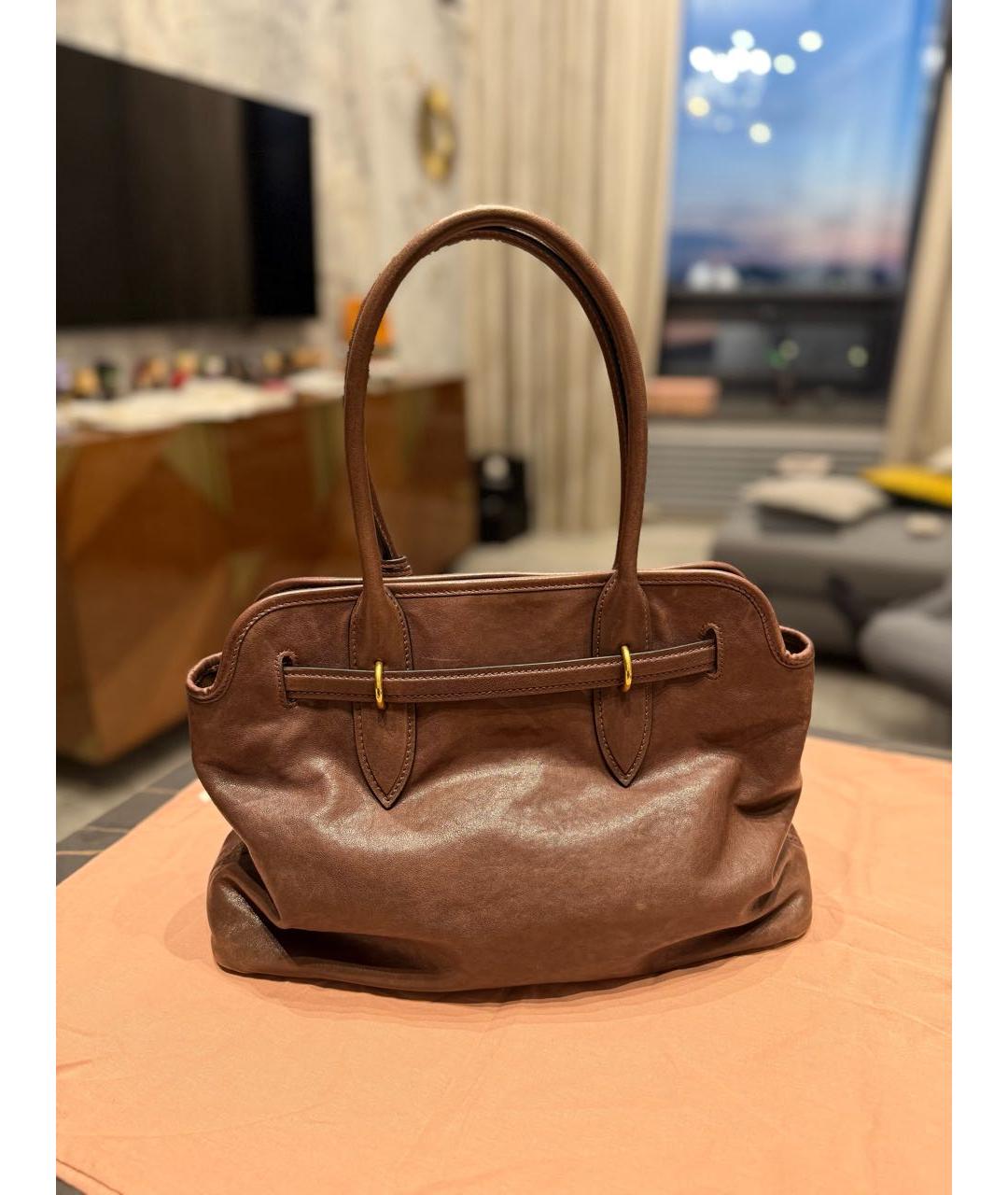 MIU MIU Коричневая кожаная сумка с короткими ручками, фото 3