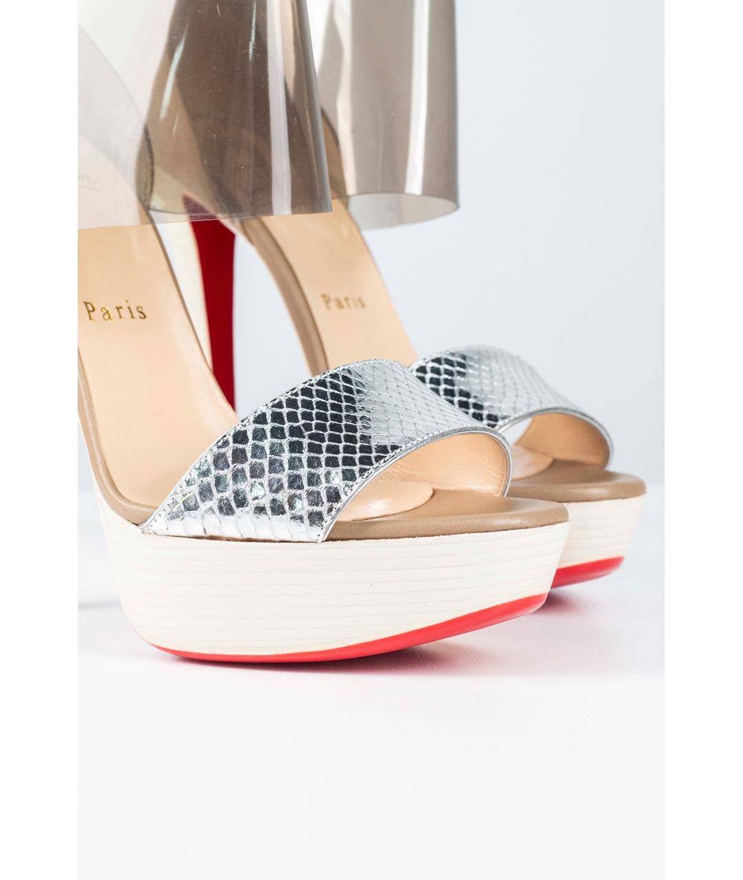CHRISTIAN LOUBOUTIN Серебряные кожаные босоножки, фото 5