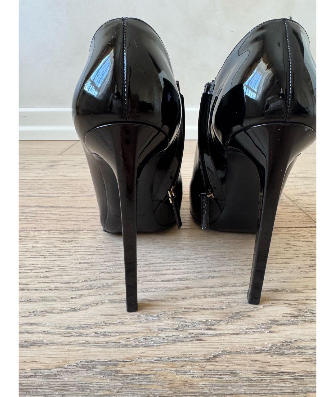SAINT LAURENT Черные ботильоны из лакированной кожи, фото 4