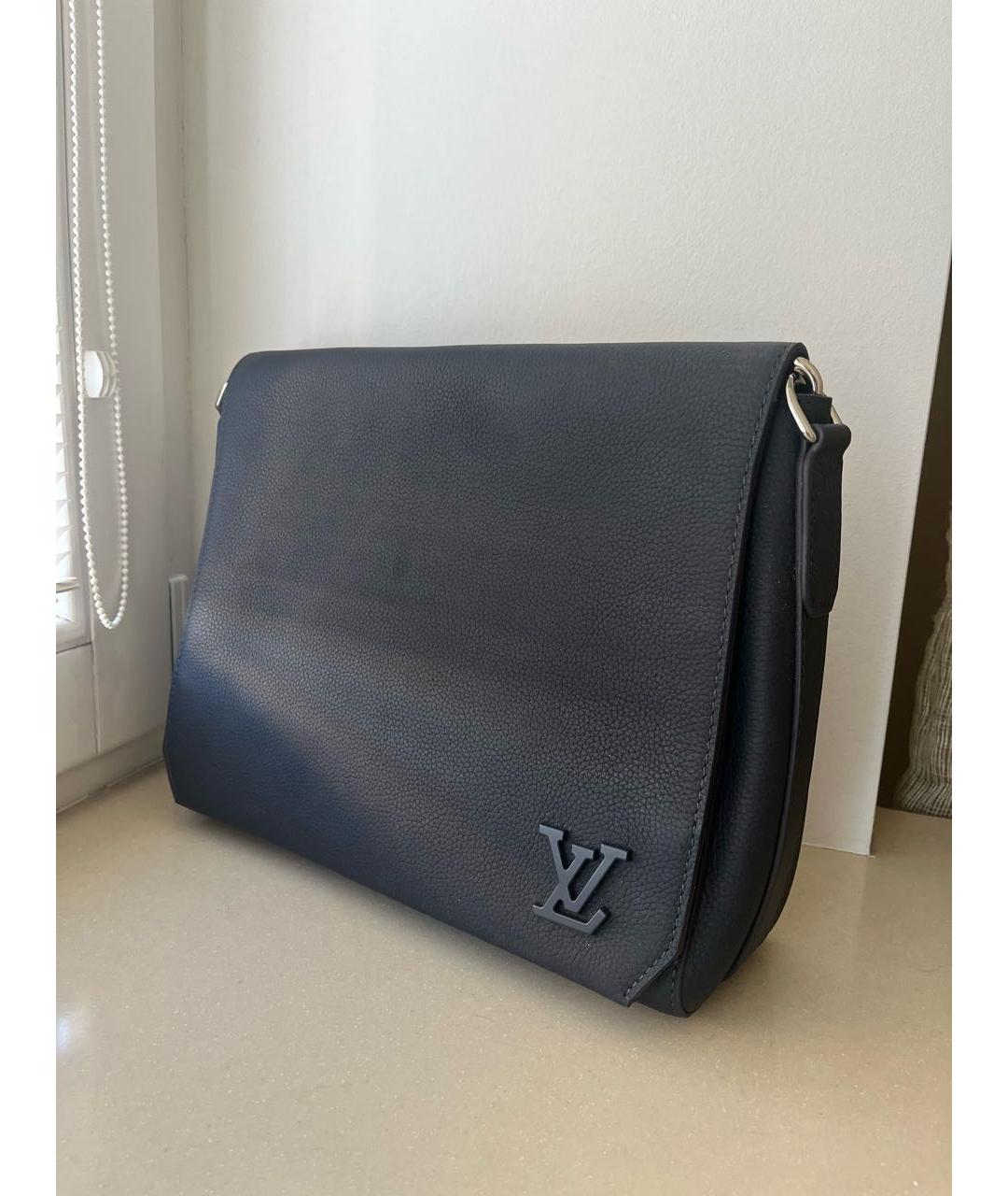 LOUIS VUITTON Темно-синяя кожаная сумка на плечо, фото 2