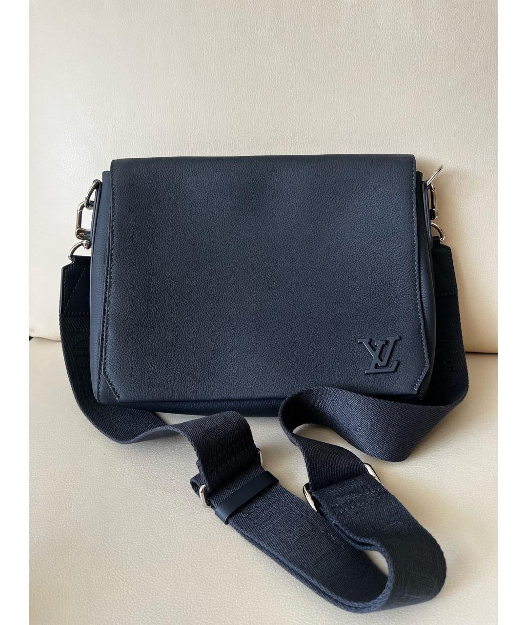 LOUIS VUITTON Темно-синяя кожаная сумка на плечо, фото 8
