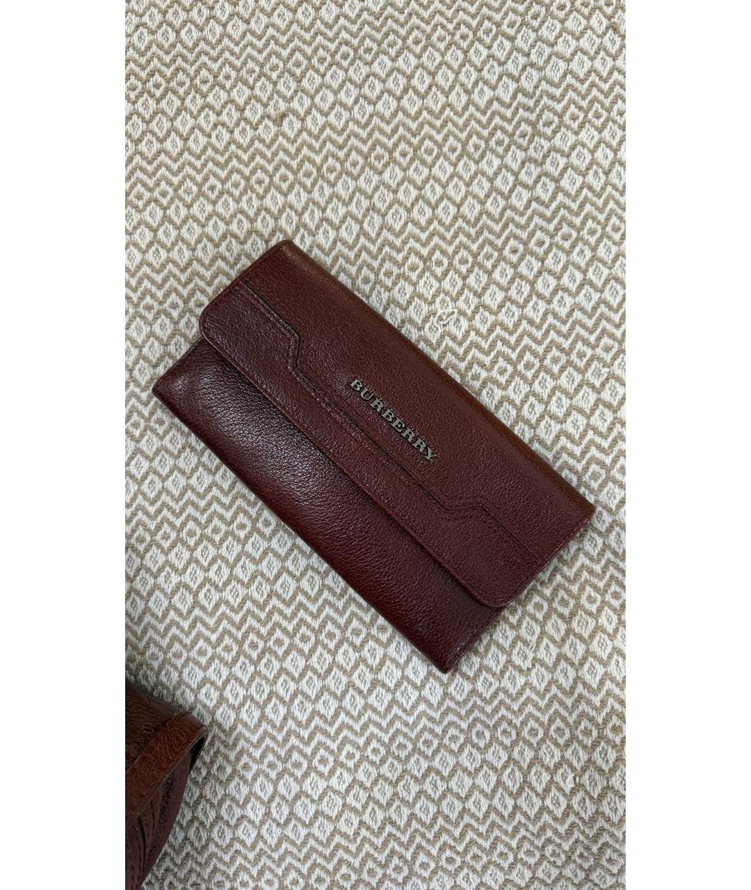 BURBERRY Бордовая кожаная сумка с короткими ручками, фото 6