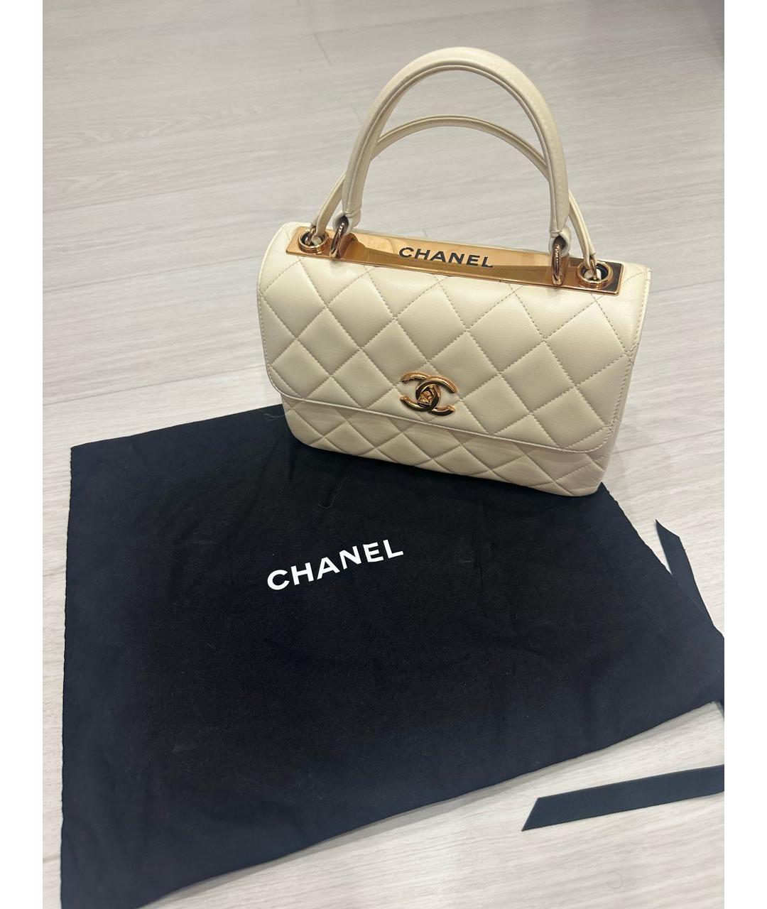 CHANEL Бежевая кожаная сумка через плечо, фото 2