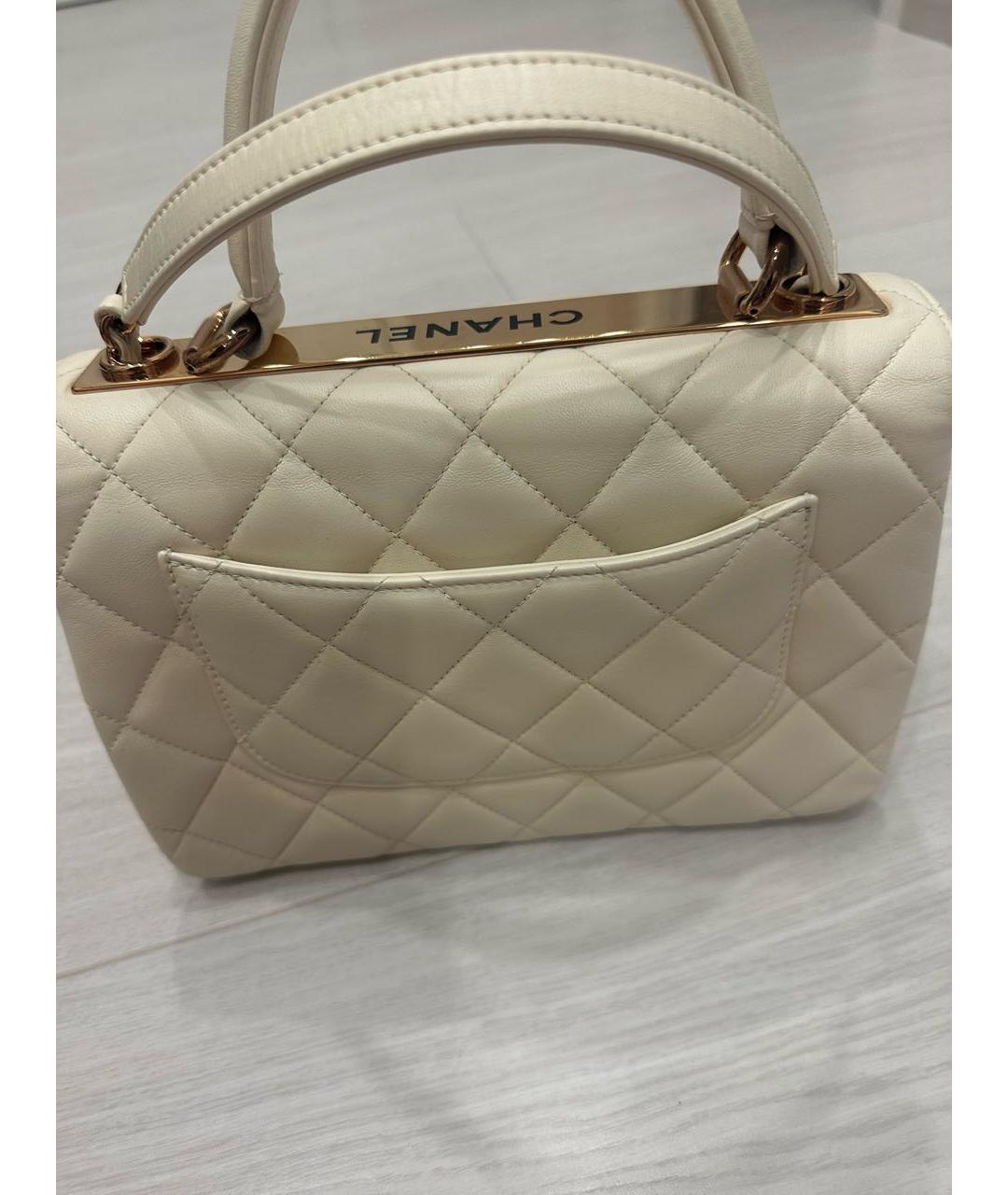 CHANEL Бежевая кожаная сумка через плечо, фото 4