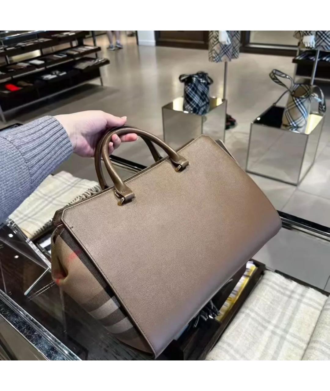BURBERRY Коричневая кожаная сумка с короткими ручками, фото 3