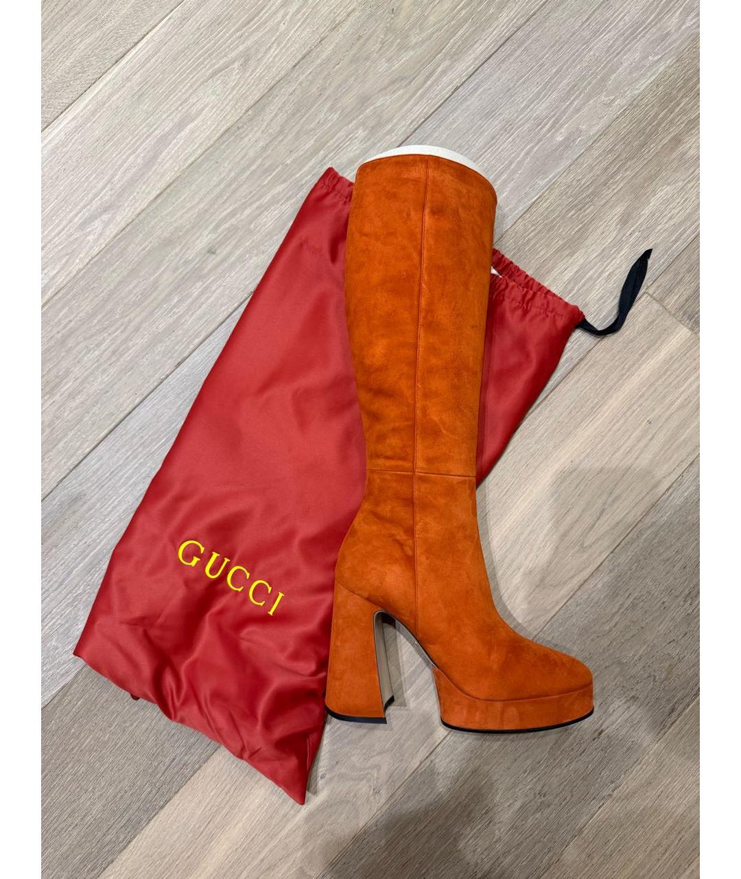 GUCCI Оранжевое замшевые сапоги, фото 3