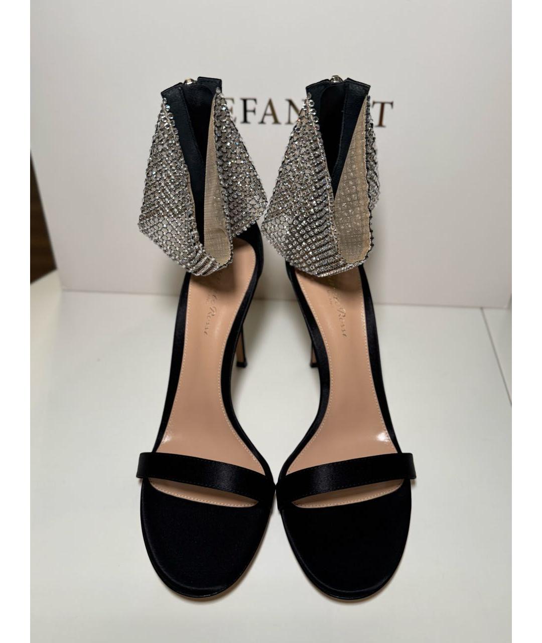GIANVITO ROSSI Черные текстильные босоножки, фото 2