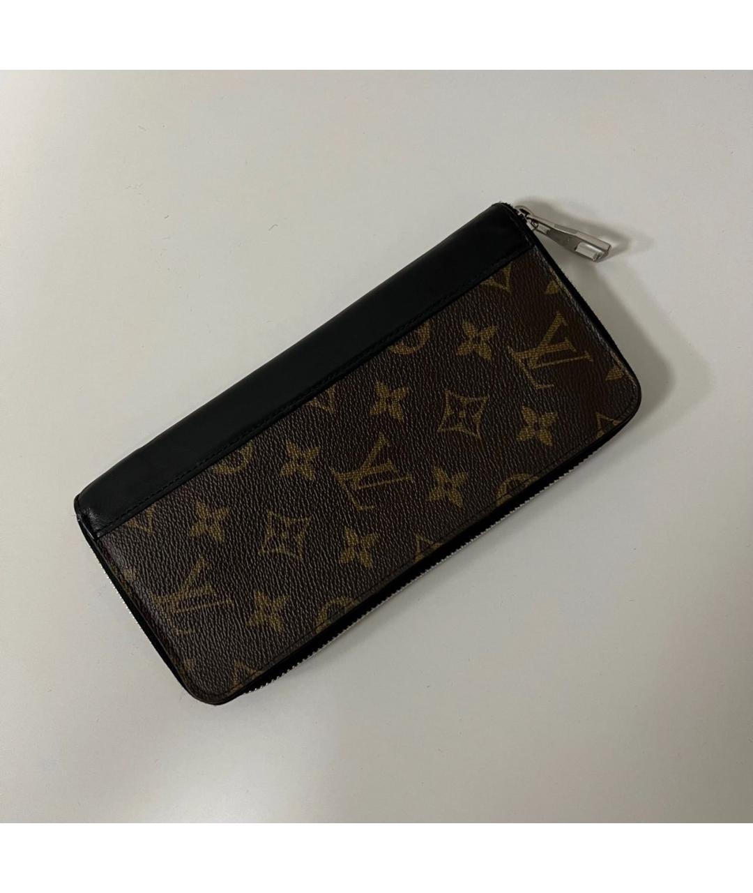 LOUIS VUITTON Кошелек, фото 6