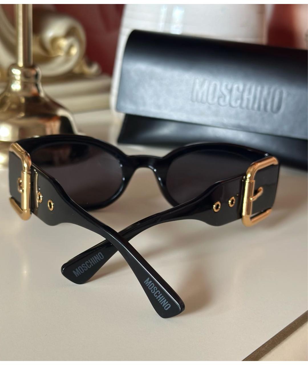 MOSCHINO Черные пластиковые солнцезащитные очки, фото 3