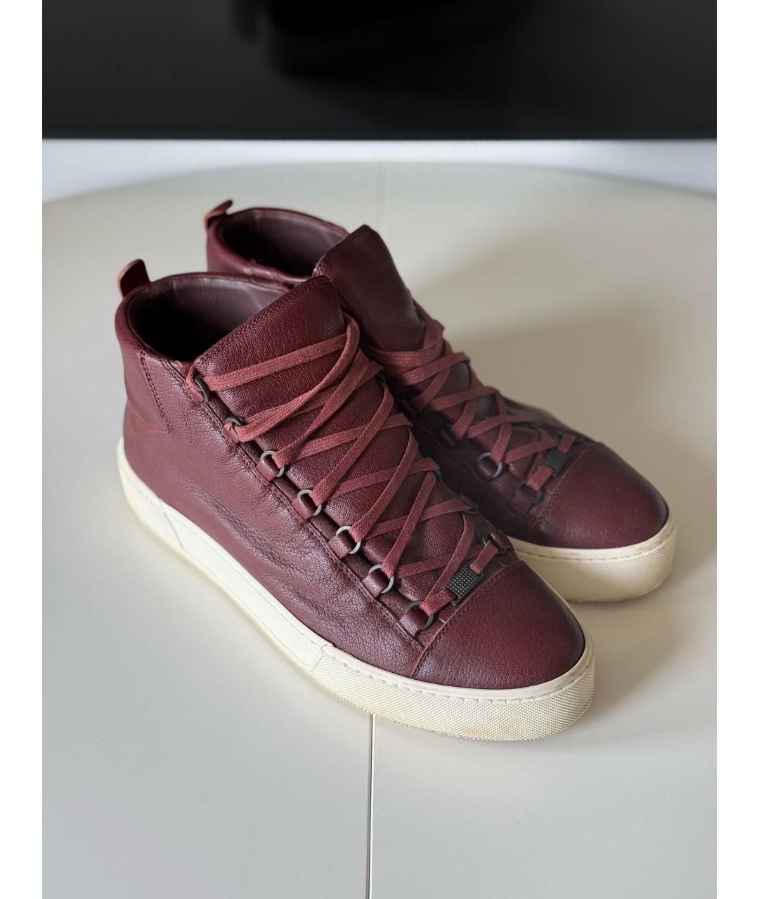 BALENCIAGA Бордовые кожаные высокие кроссовки / кеды, фото 2