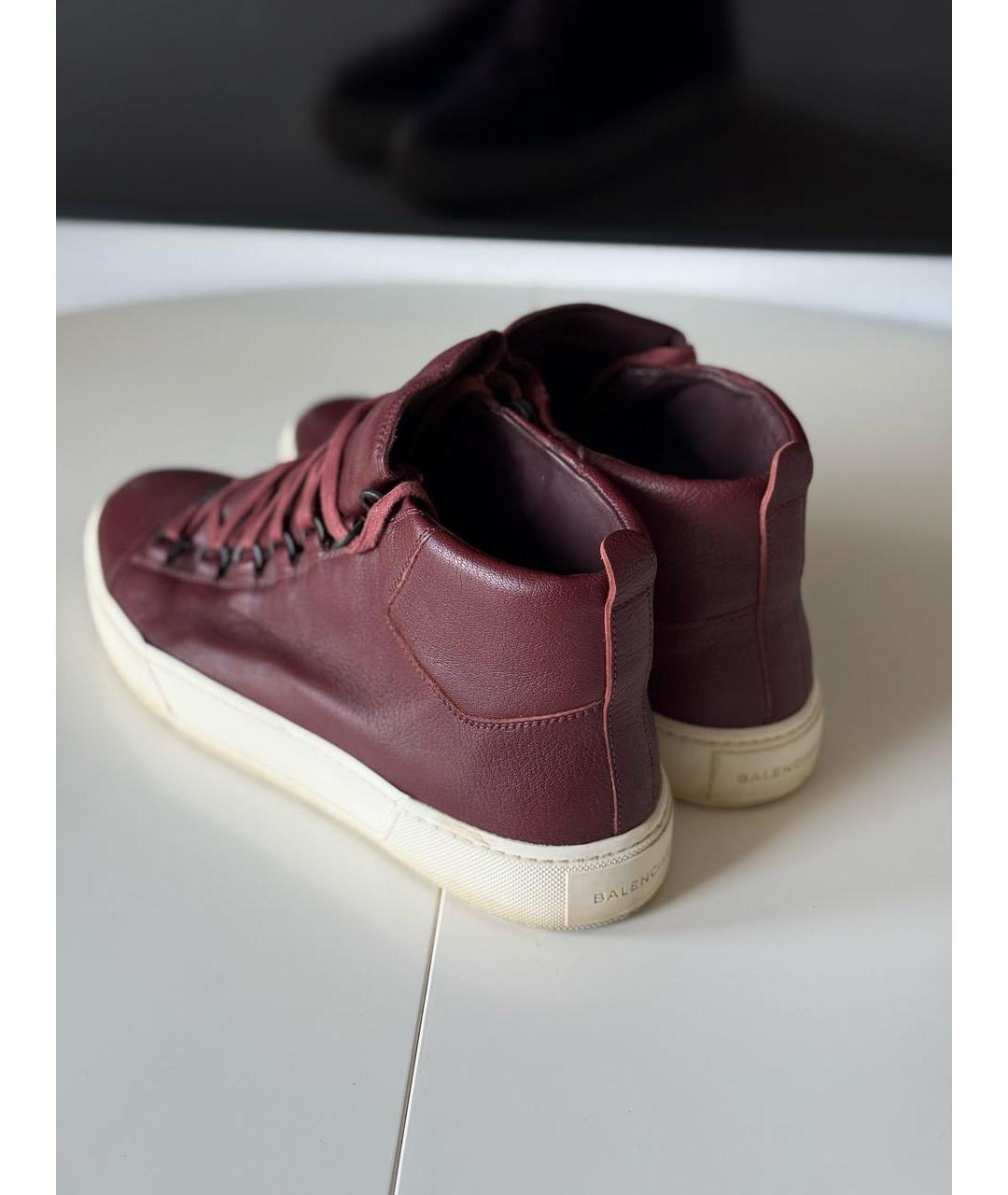 BALENCIAGA Бордовые кожаные высокие кроссовки / кеды, фото 4