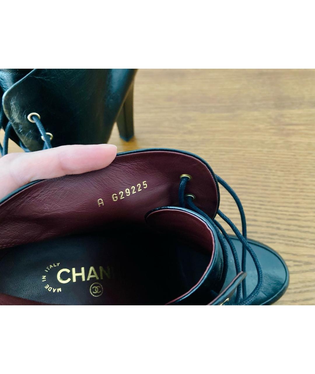 CHANEL Черные кожаные ботильоны, фото 4