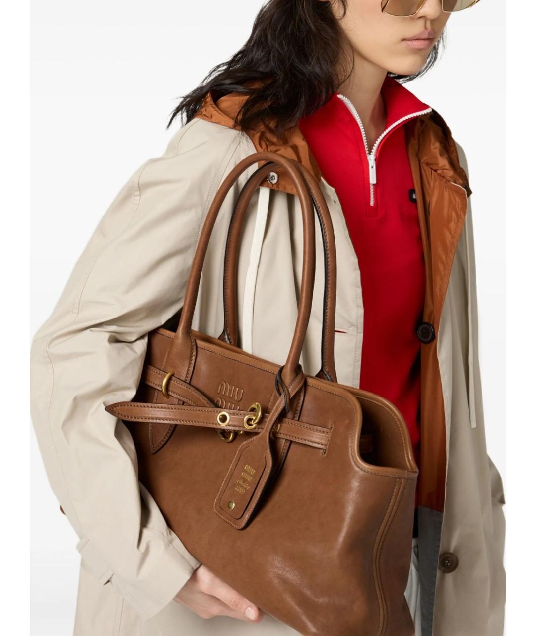 MIU MIU Коричневая кожаная сумка тоут, фото 5