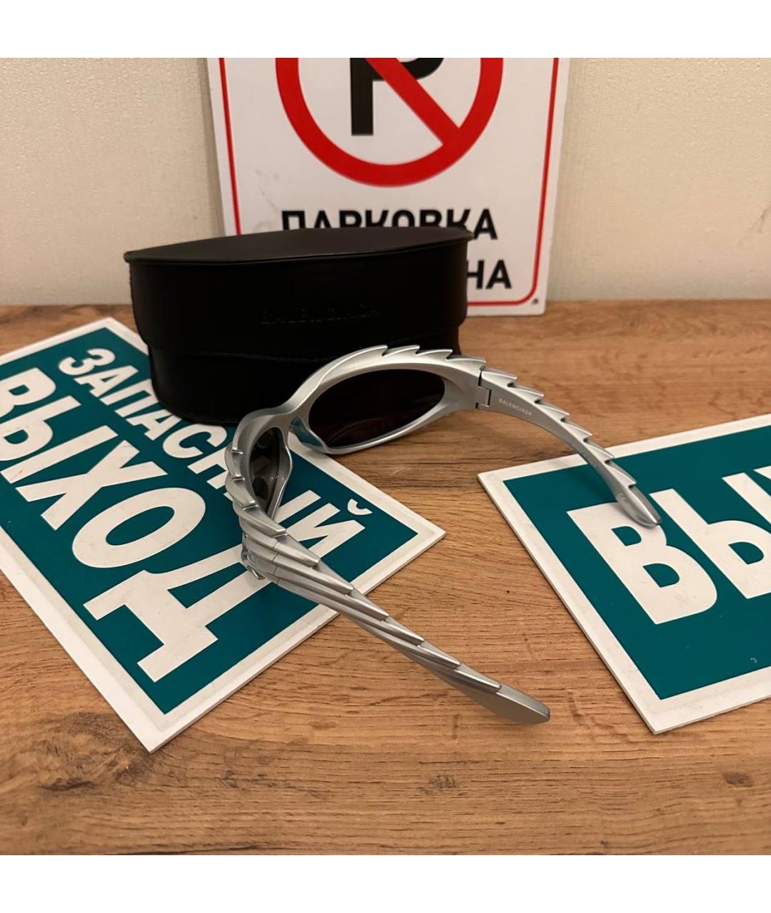 BALENCIAGA Серые пластиковые солнцезащитные очки, фото 2