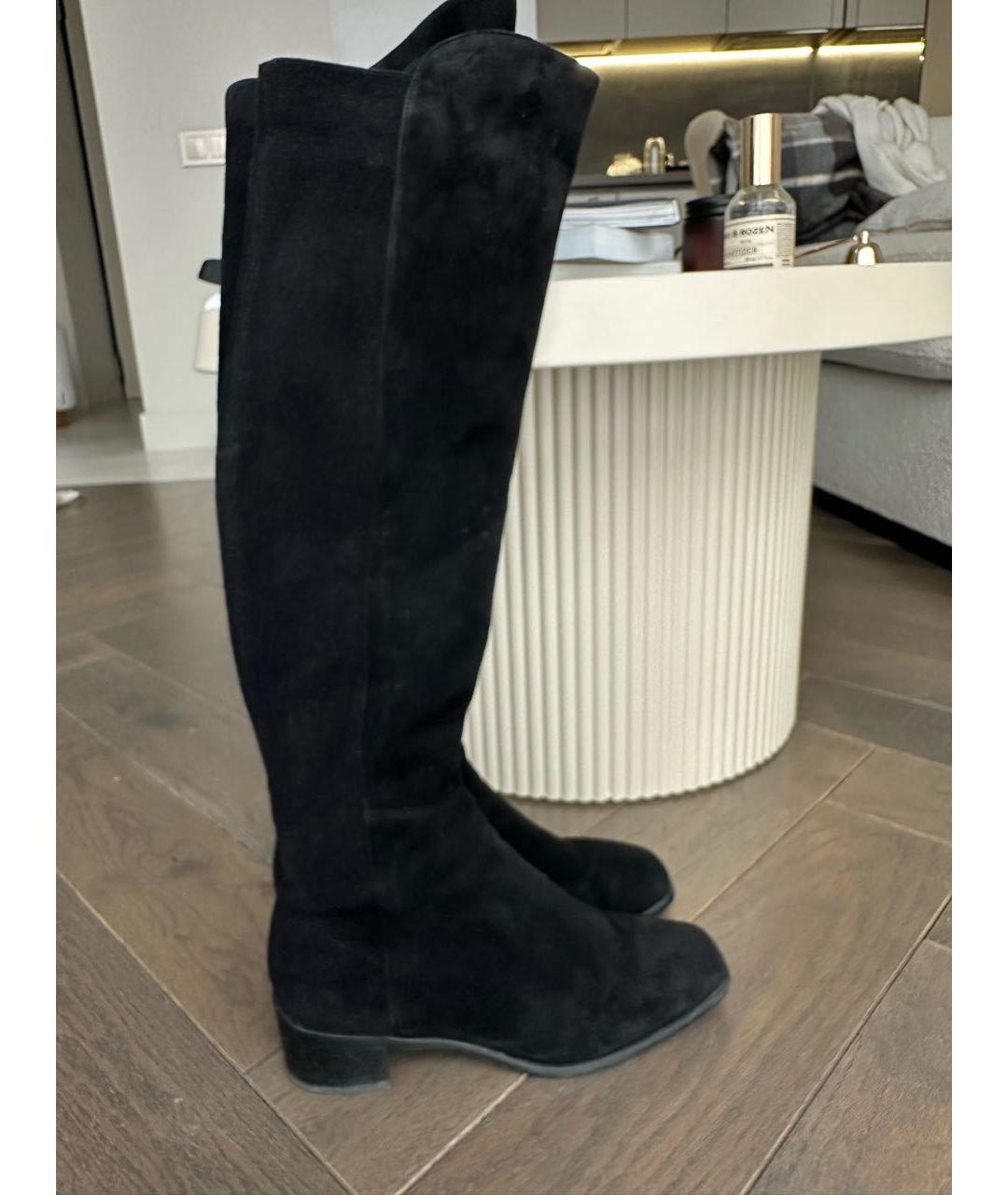 STUART WEITZMAN Черные замшевые ботфорты, фото 8