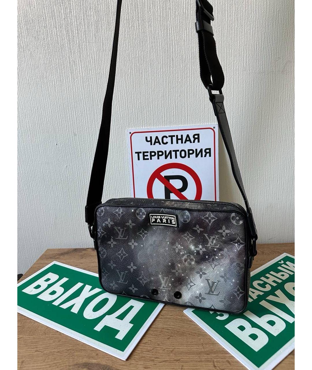 LOUIS VUITTON Черная кожаная сумка на плечо, фото 3