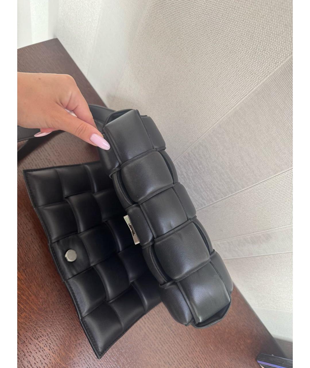 BOTTEGA VENETA Черная кожаная сумка через плечо, фото 5