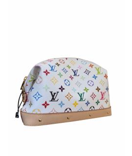 LOUIS VUITTON Косметичка