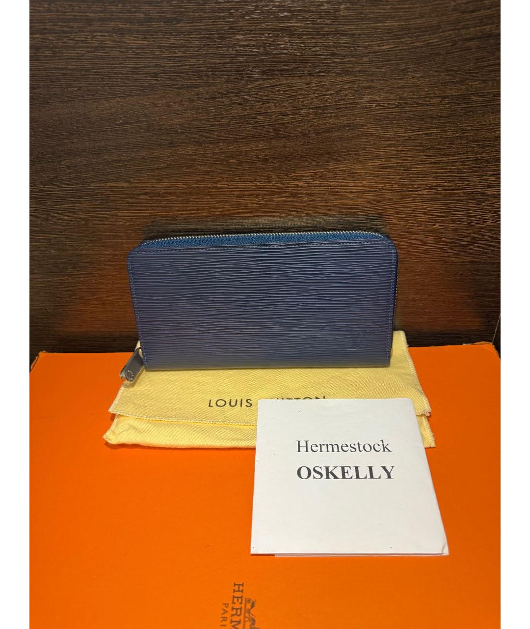 LOUIS VUITTON Темно-синий кожаный кошелек, фото 2