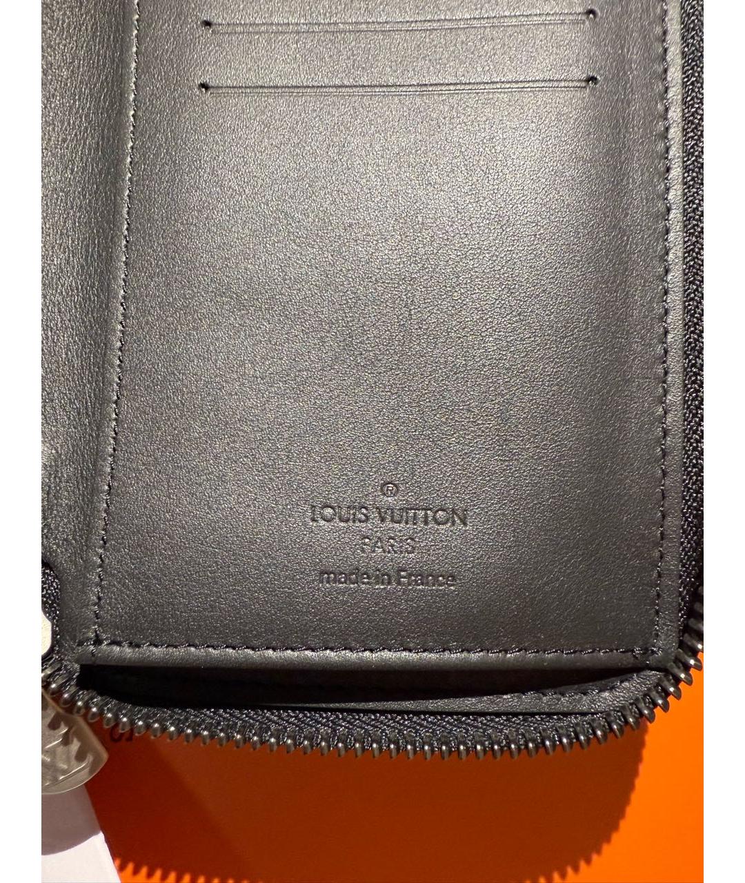 LOUIS VUITTON Антрацитовый кожаный кошелек, фото 3