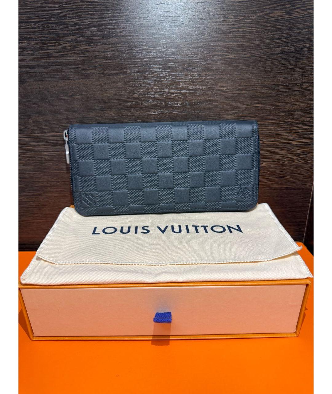 LOUIS VUITTON Антрацитовый кожаный кошелек, фото 5