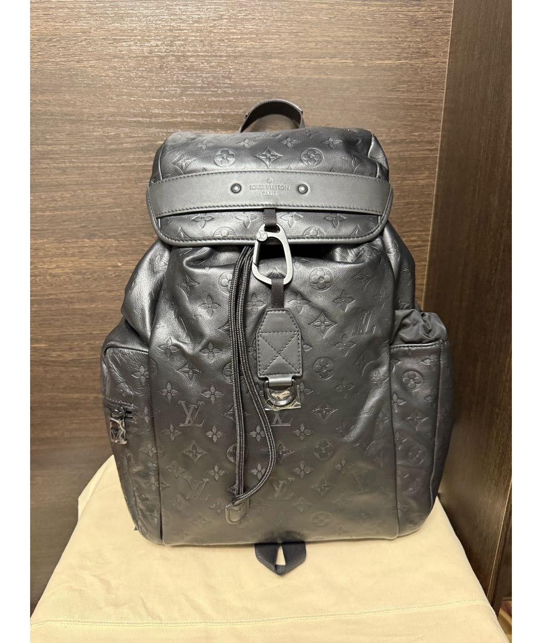 LOUIS VUITTON Черный кожаный рюкзак, фото 7