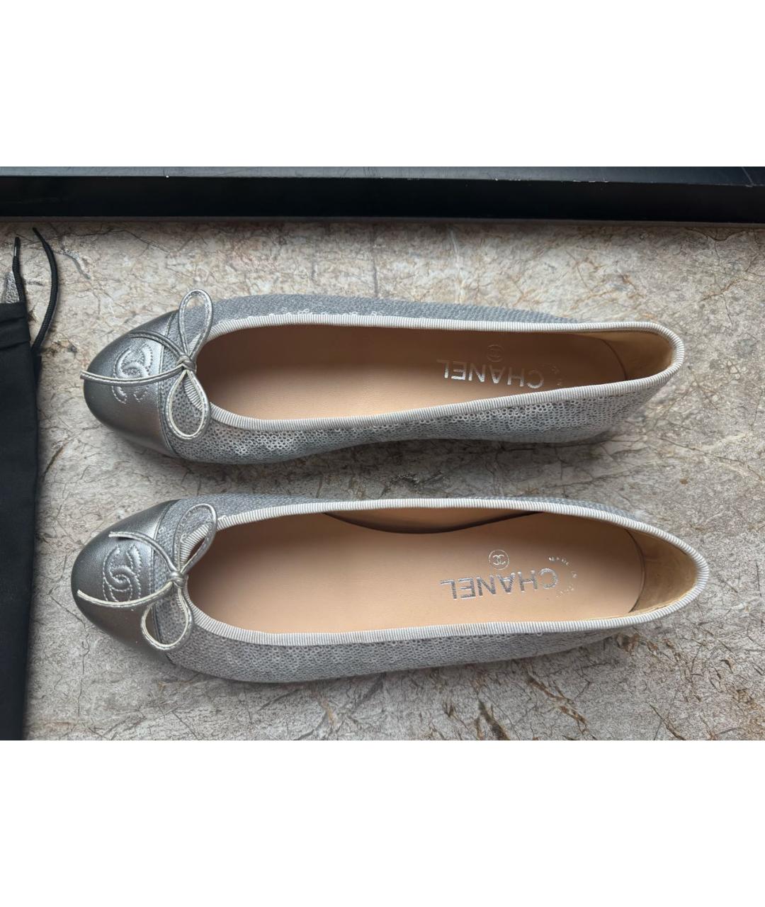 CHANEL Серебряные балетки, фото 3