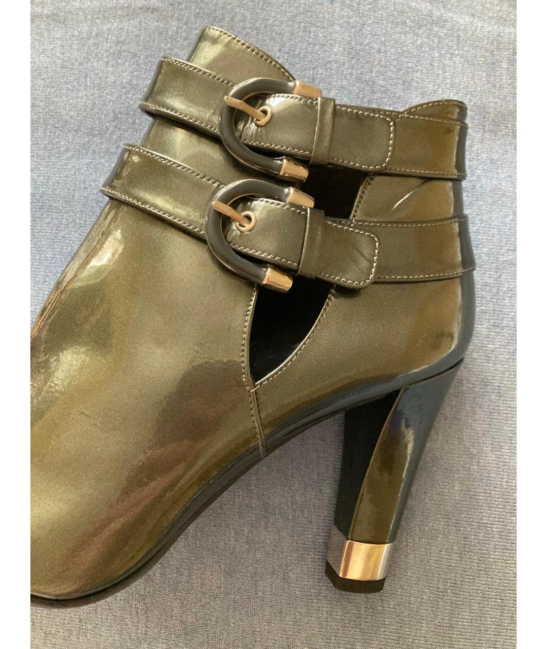 STUART WEITZMAN Хаки ботильоны из лакированной кожи, фото 7