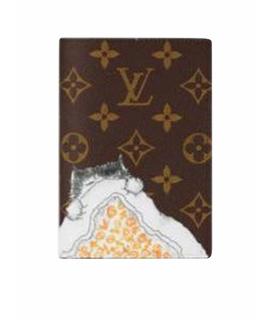 LOUIS VUITTON Обложка/футляр