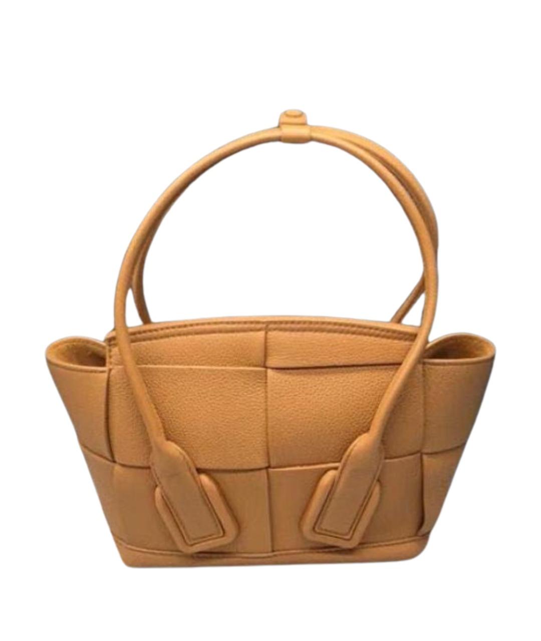 BOTTEGA VENETA Бежевая кожаная сумка тоут, фото 1