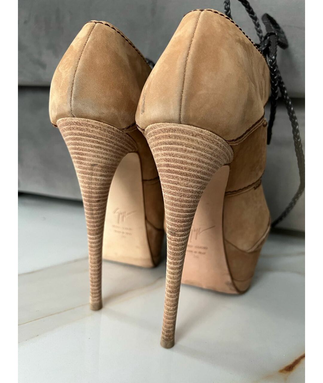 GIUSEPPE ZANOTTI DESIGN Бежевые замшевые ботильоны, фото 4