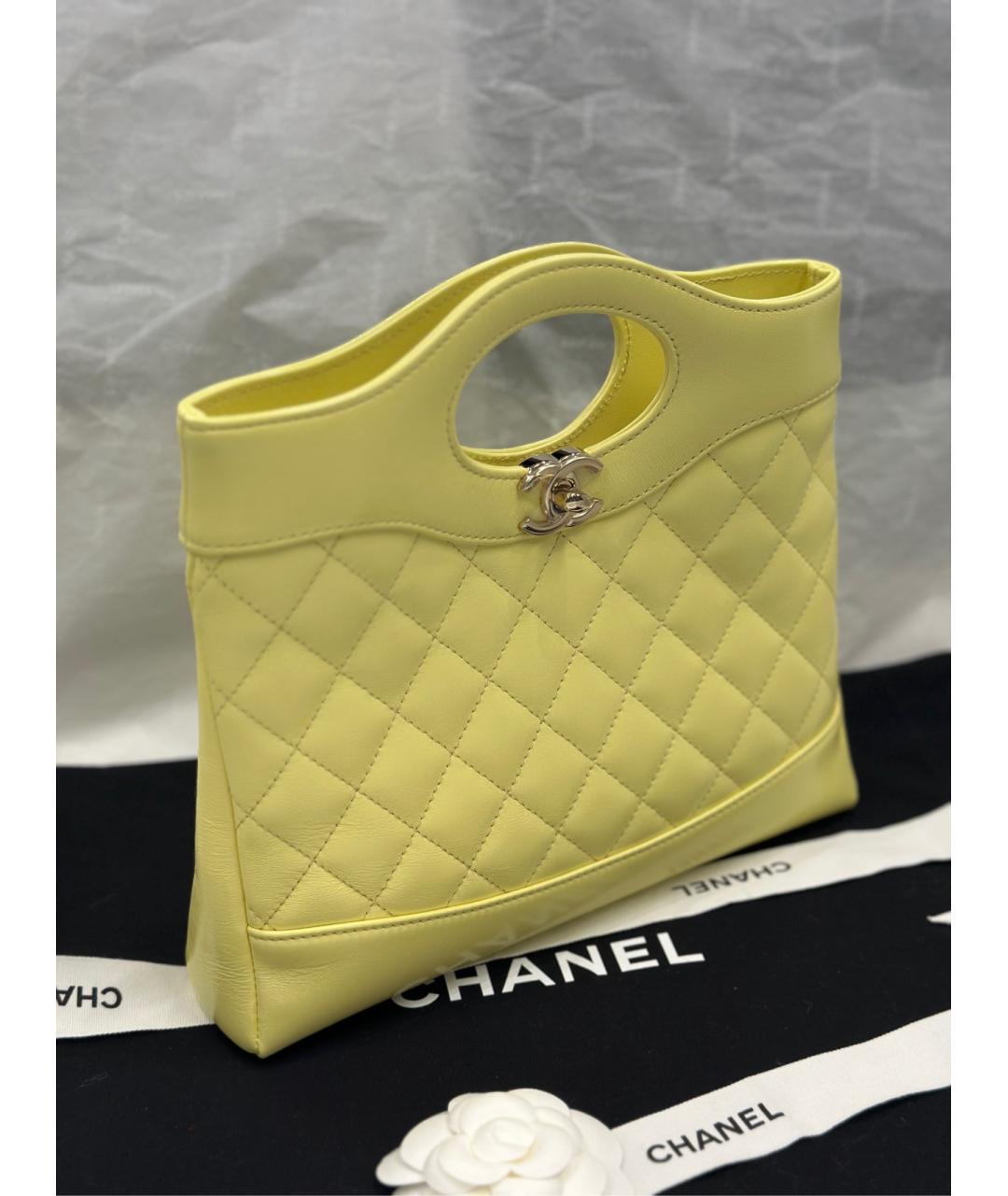 CHANEL Желтая кожаная сумка с короткими ручками, фото 6