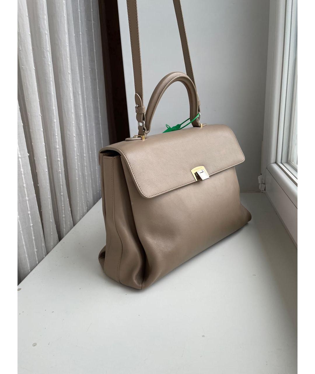 BALENCIAGA Бежевая кожаная сумка через плечо, фото 2