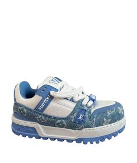 LOUIS VUITTON Кроссовки