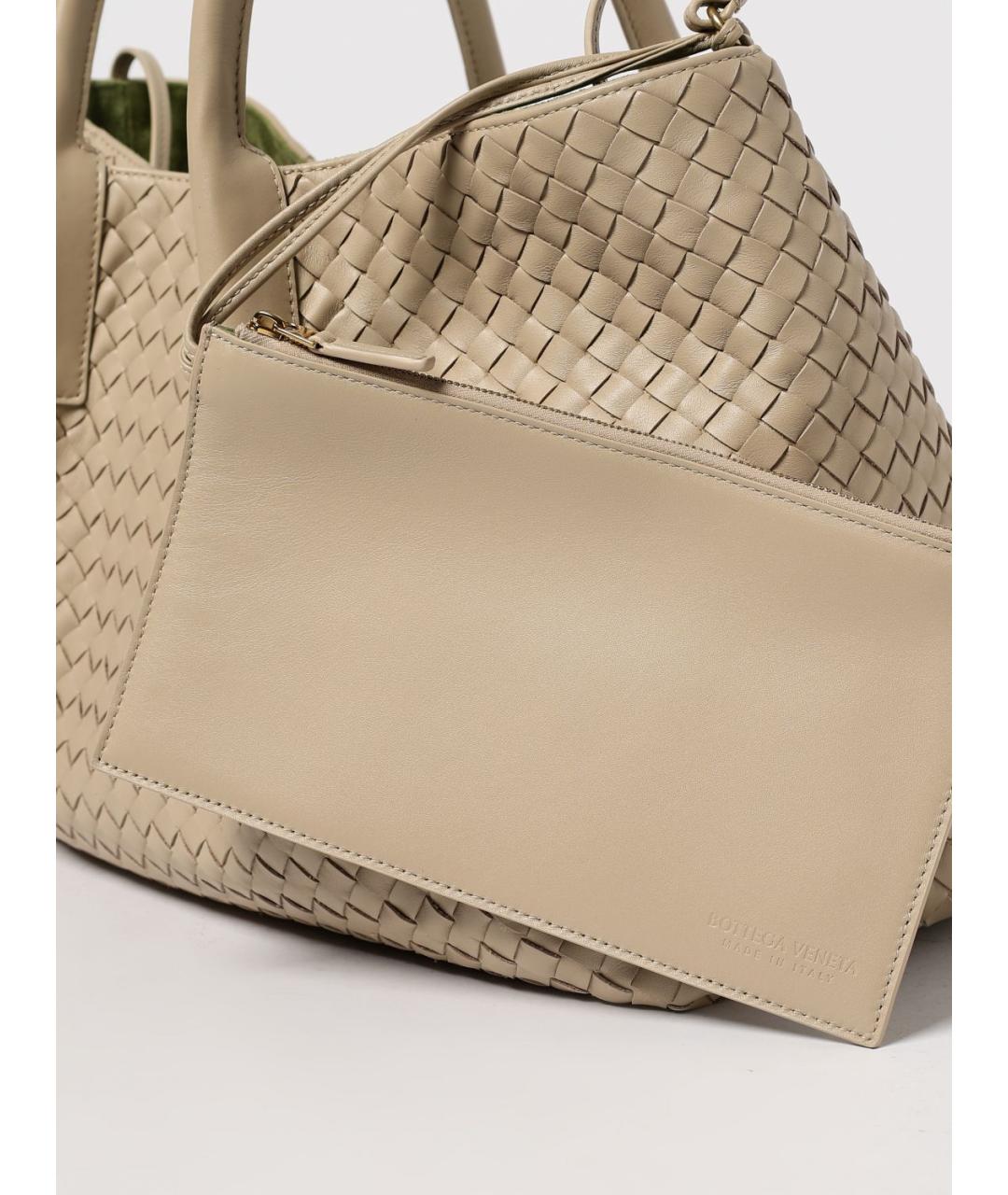 BOTTEGA VENETA Бежевая кожаная сумка тоут, фото 4