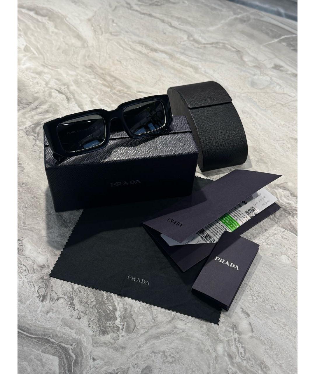 PRADA Черные пластиковые солнцезащитные очки, фото 4