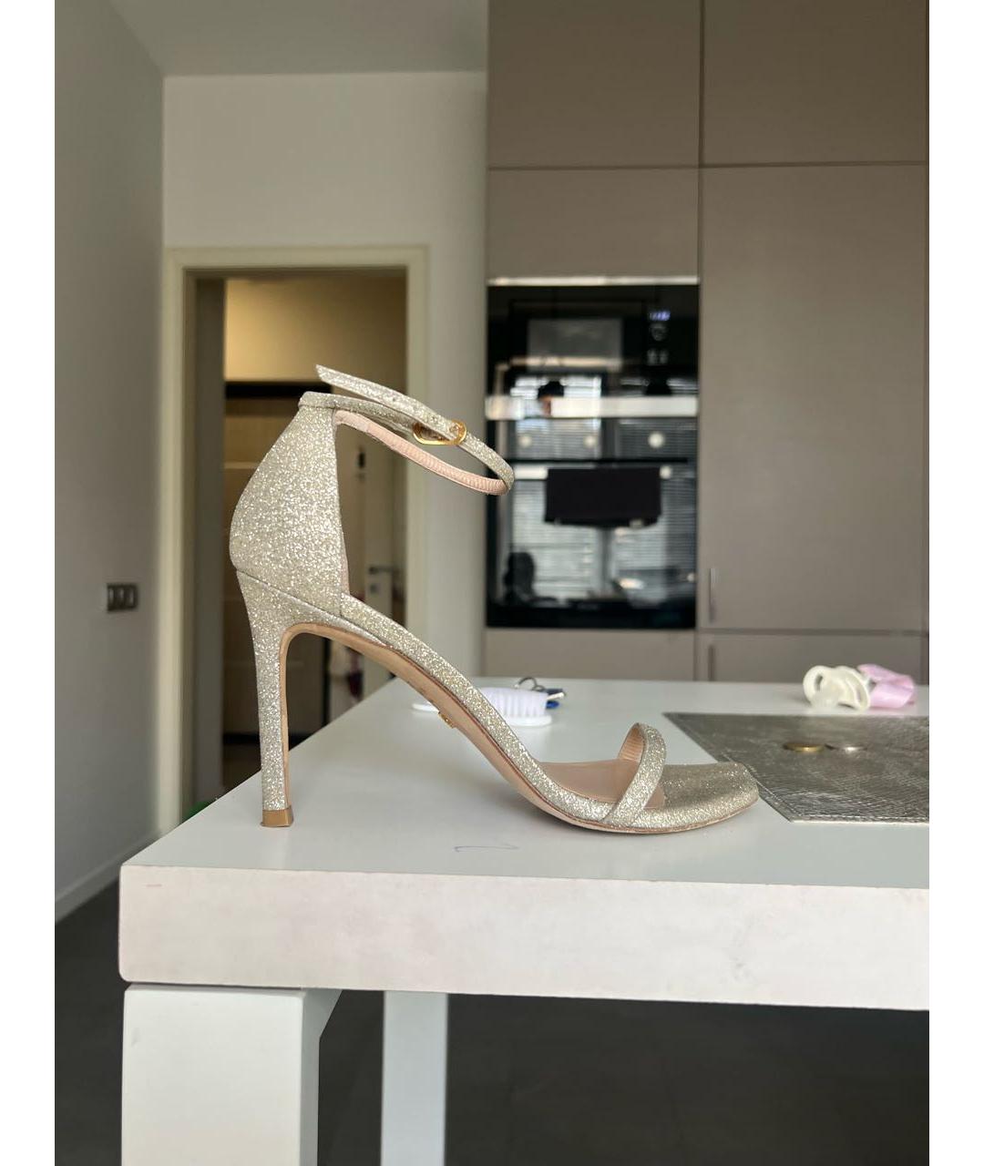 STUART WEITZMAN Серебряные босоножки, фото 9