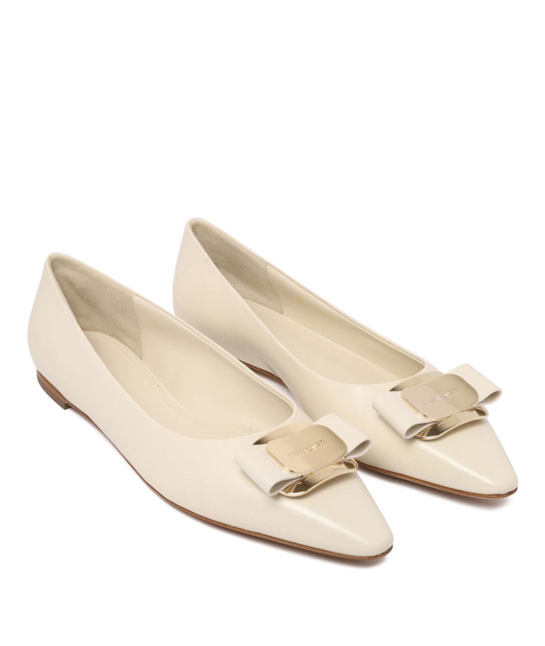 FERRAGAMO Бежевые кожаные балетки, фото 2